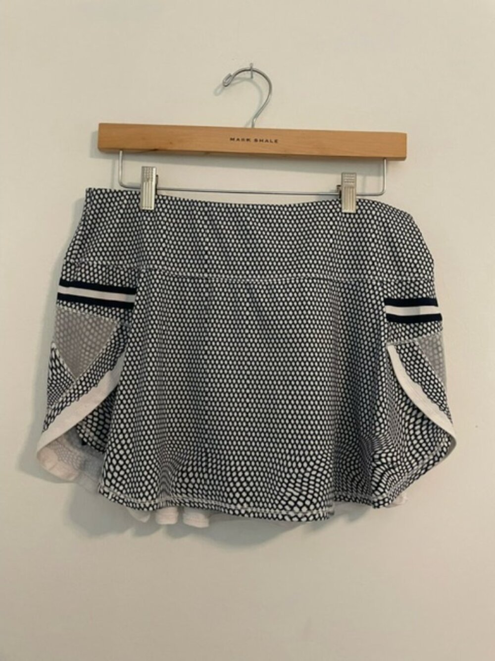Lucky in Love skort Navy/white polka dots Size Large Skort Athletic Skirt EUC